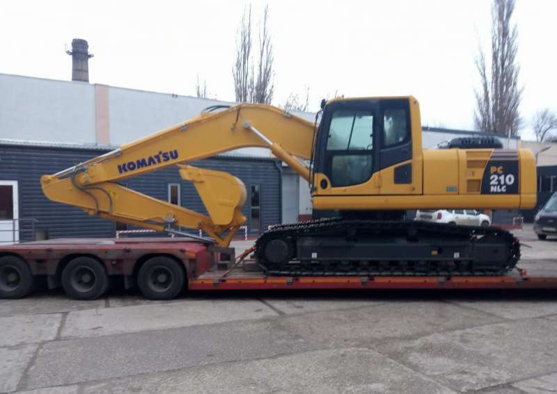 Гусеничный экскаватор Komatsu PC210-8, 2022