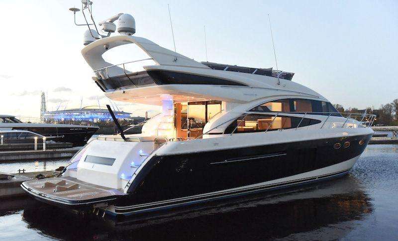 Моторная яхта Princess 60