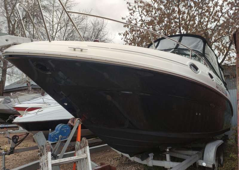 Катер SEA-RAY 255