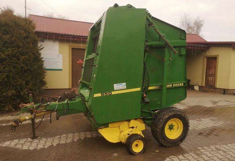 Пресс-подборщик John Deere 550.590
