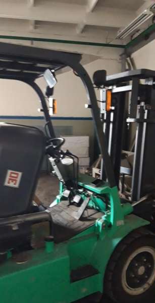 Погрузчик dalian cpcd30CB