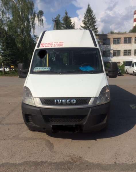 Iveco Daily 2012 года с дорогим маршрутом