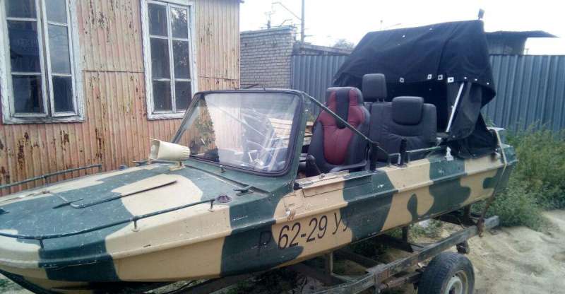 Катер Обь 5 П на водомете