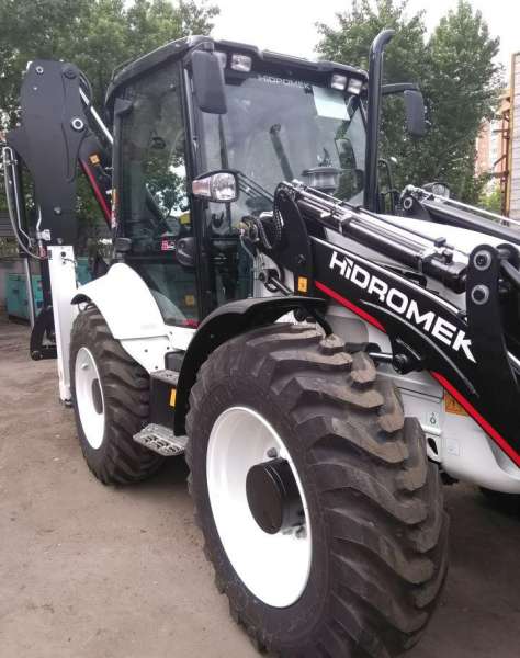 Экскаватор погрузчик hidromek 102