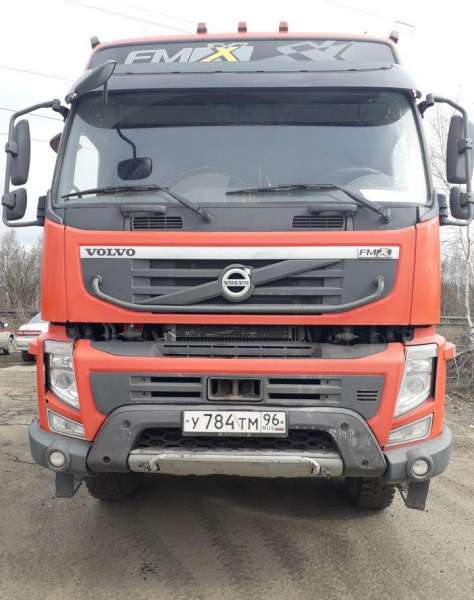 Автомобиль Volvo FMX 6x6