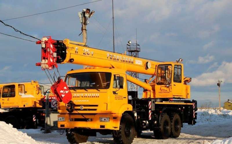 Автокран камаз 25т