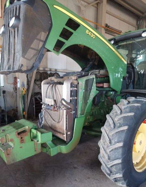 Трактор John Deere 8430 2008г.в