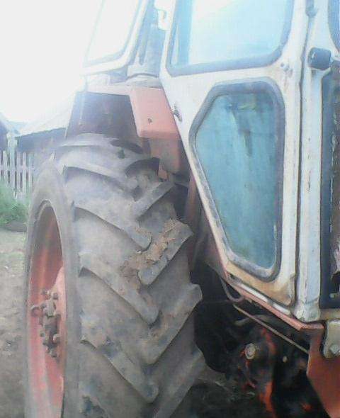 Трактор юмз-6