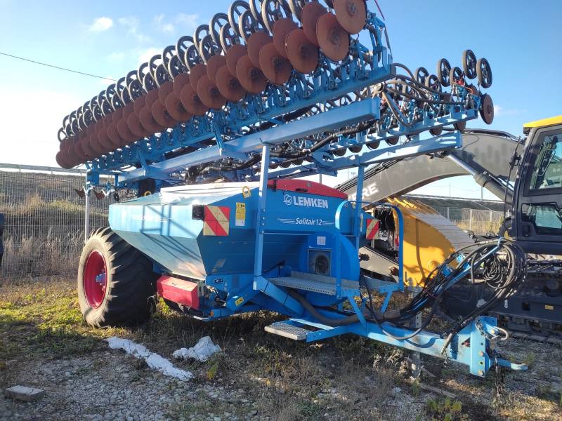 Lemken Solitair 12 пневматическая рядовая сеялка