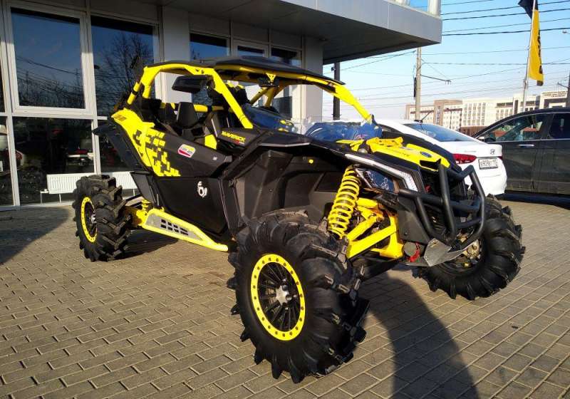 Багги BRP Can-Am maverick X3 XMR Turbo