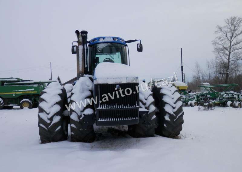 Трактор New Holland TJ425