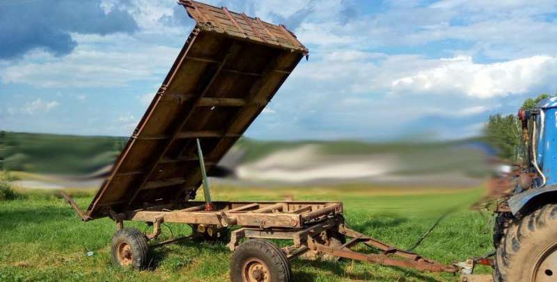 Самосвальный прицеп 2птс-4,5