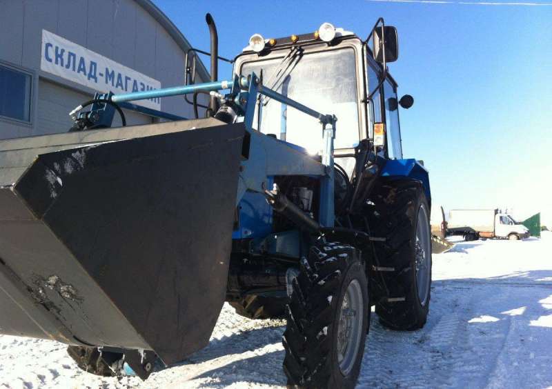 Фронтальный погрузчик МТЗ 320П04, 2021