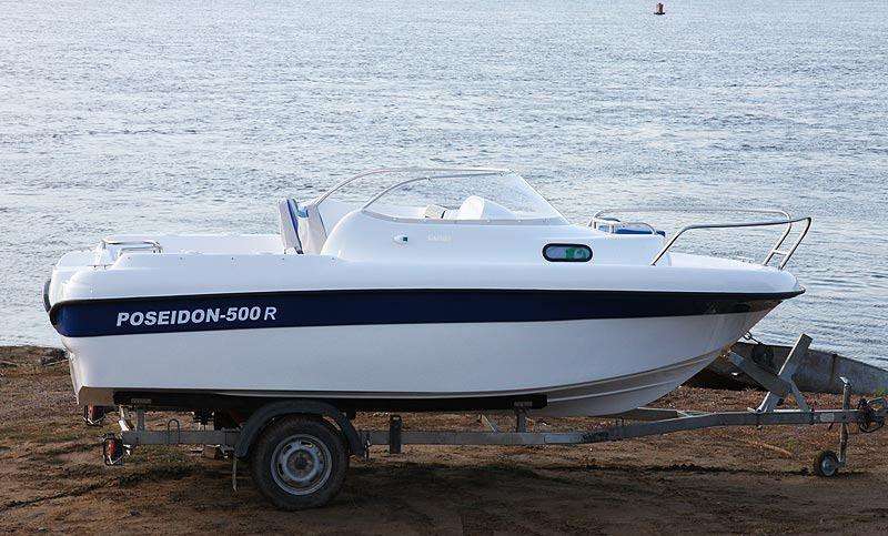 Каютный катер Bester-500Р