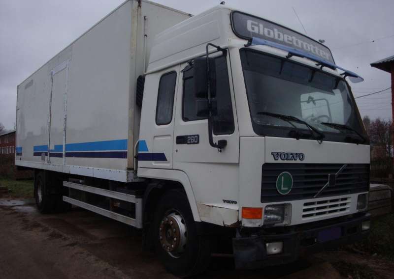 Volvo FL7 изотермический фургон