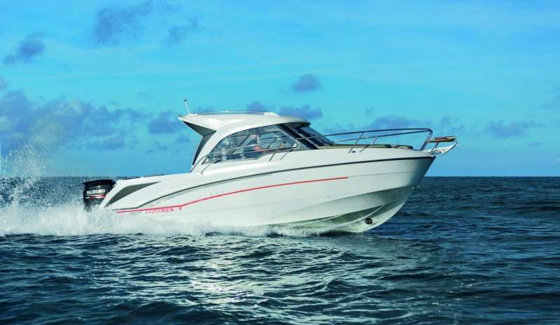 Катер Beneteau Antares 7, 2022