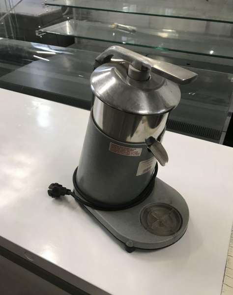 Соковыжималка Vema SP 2072 б/у