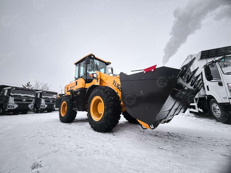 Погрузчик Yugong 933L