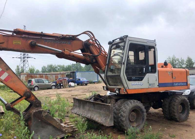 Колесный экскаватор fiat-hitachi FH 150W.2