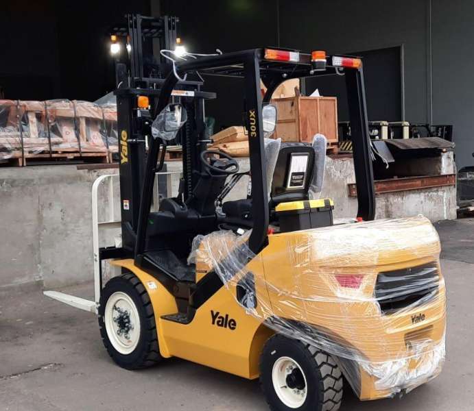 Вилочный погрузчик Yale ERP 16VF, 2008