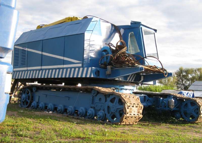 Кран мкг 25бр+мкг 40 гусеничный с Работой