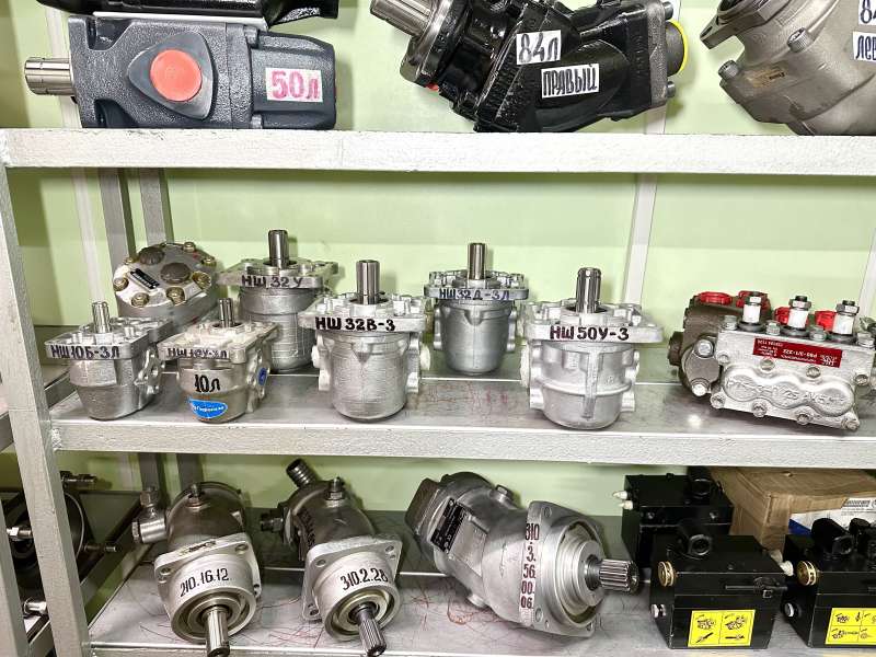 Насос шестеренный НШ 50У-3 (правый)