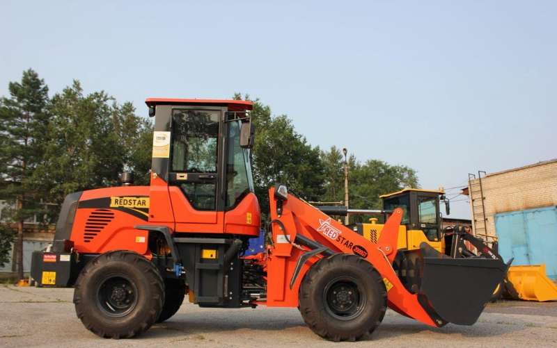 Фронтальный погрузчик Redstar 2000GT, 2022