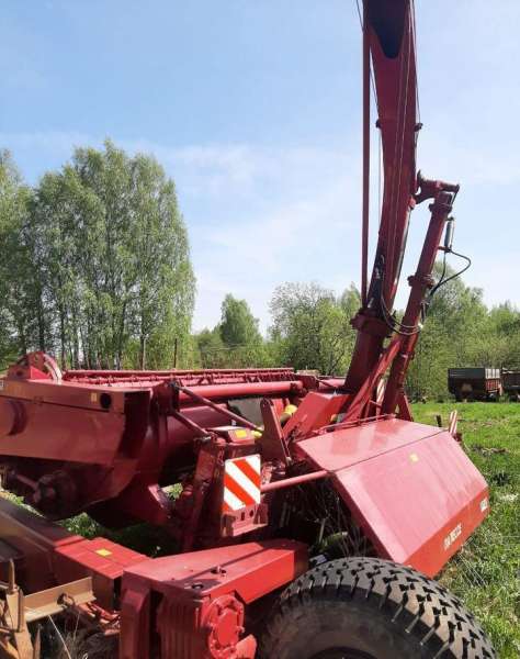 Кормоуборочный комбайн «палессе FT40» 2016 г