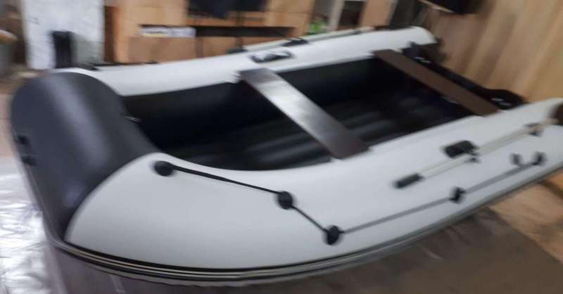 Надувная лодка пвх Риф325 нднд