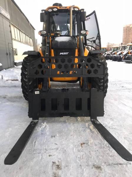 Паллетные вилы на экскаватор погрузчик Hidromek