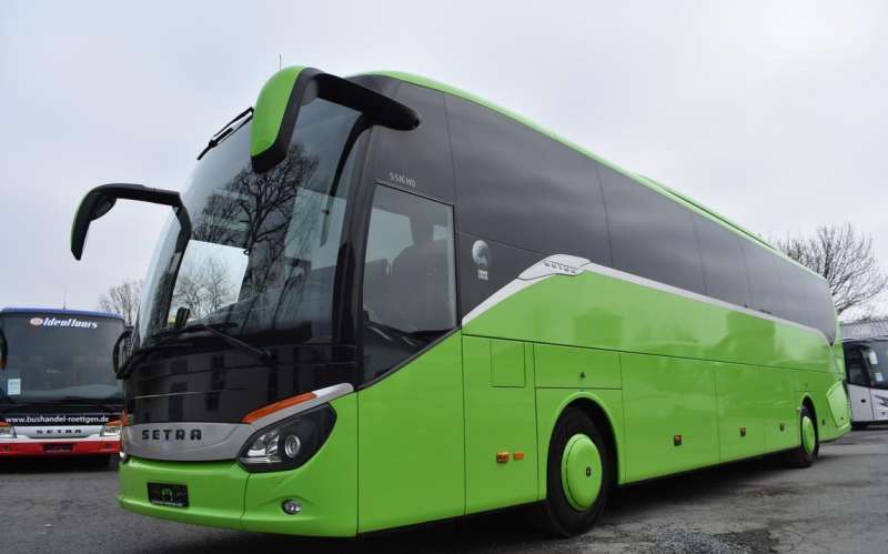 Автобус Setra s516