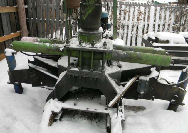 Гидроманипулятор для погрузки леса в Нижнеудинске – Цена, Фото