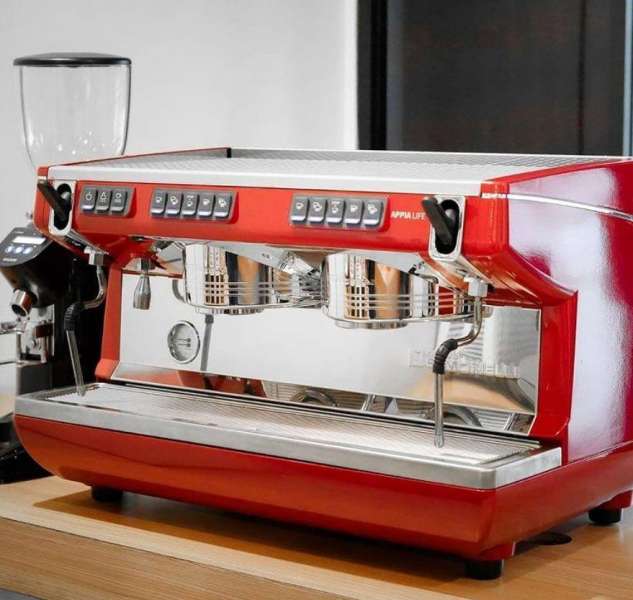 Кофемашина Nuova Simonelli Appia Life 2 GR V