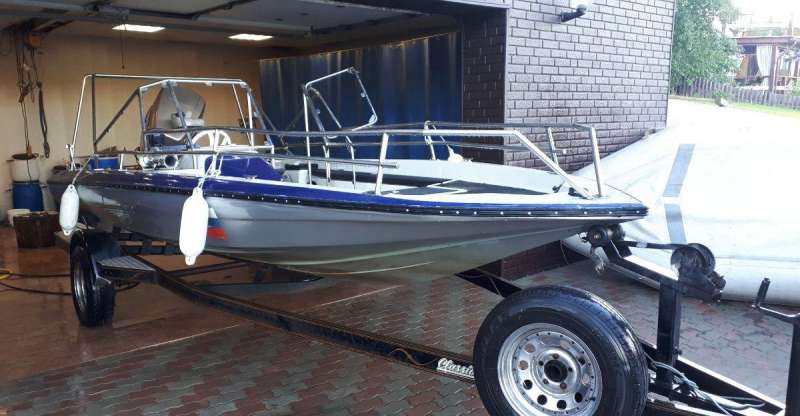 Американский рыбацкий катер skeeter sf175