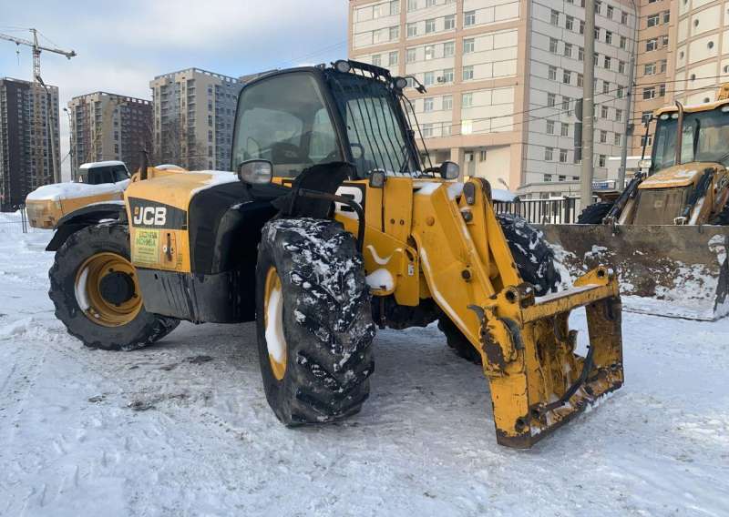 Телескопический погрузчик JCB 531-70 Agri, 2012