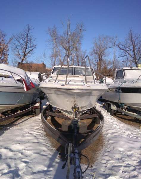 Катер Nissan PFA - 700 2004 года