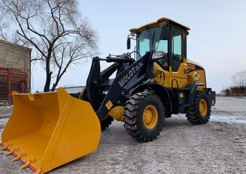 Фронтальный погрузчик молот ZL20