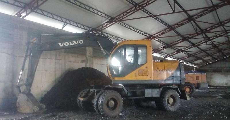 Volvo SAMSUNG MX132W