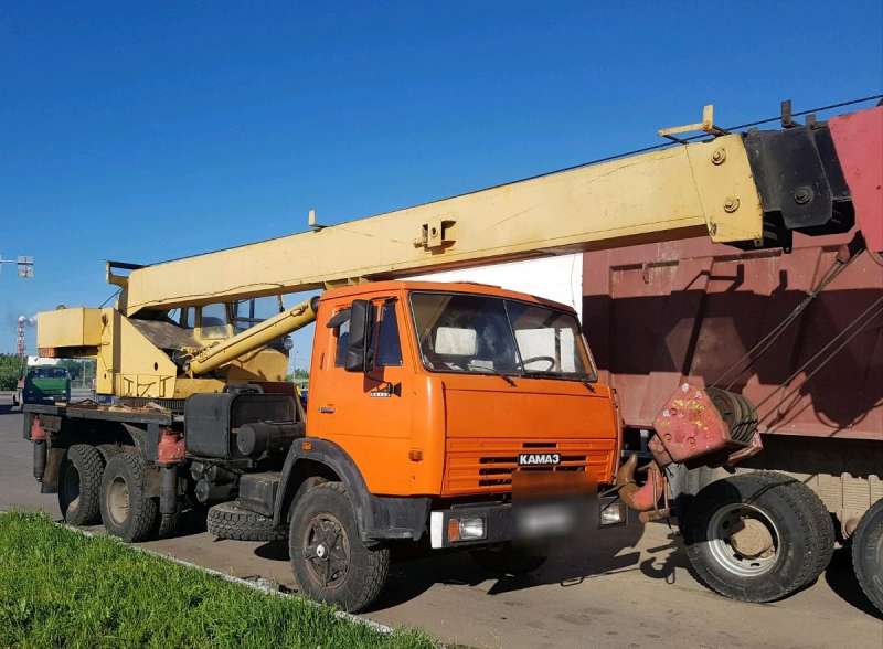Автокран Камаз 20 (25 тн),стрела 21.7 м
