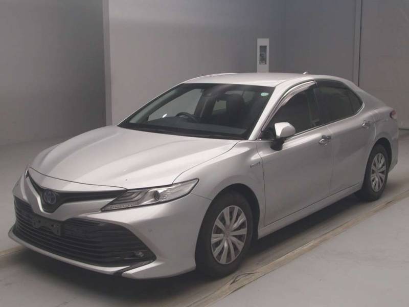 Седан гибрид Toyota Camry Hybrid кузов AXVH70 X гв 2020