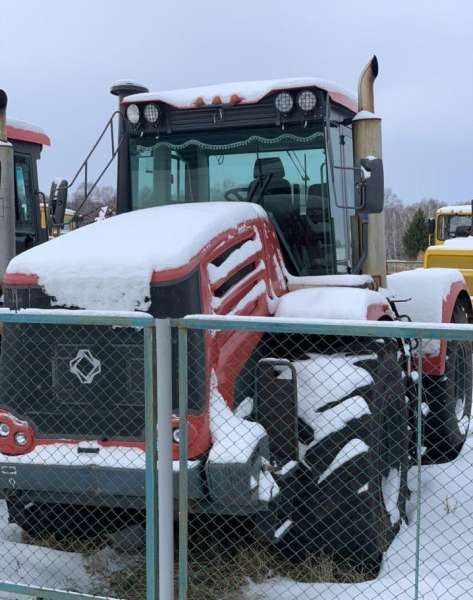 Продам трактор к744 р3 Кировчанин