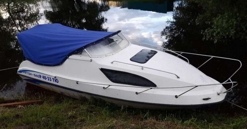 Катер «Тритон» 540