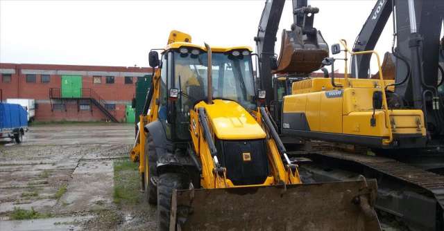 Экскаватор-погрузчик JCB 3CXF14L2WM