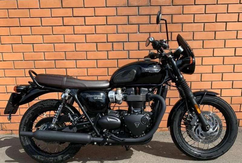 Triumph Bonneville Black T120 2018