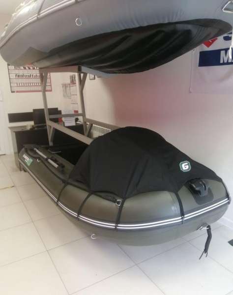 Надувная лодка gladiator C330AL