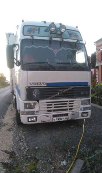 Тягач Volvo FH-12