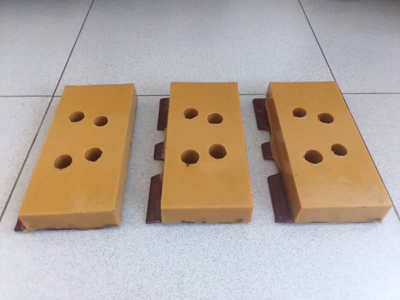 Восстановление траков полиуретаном