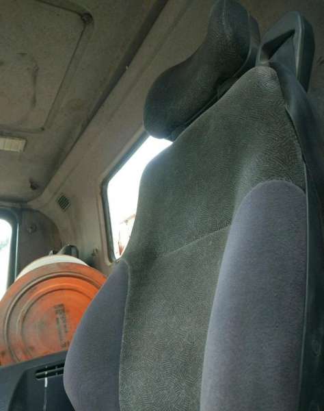 Водительское сиденье Scania 4