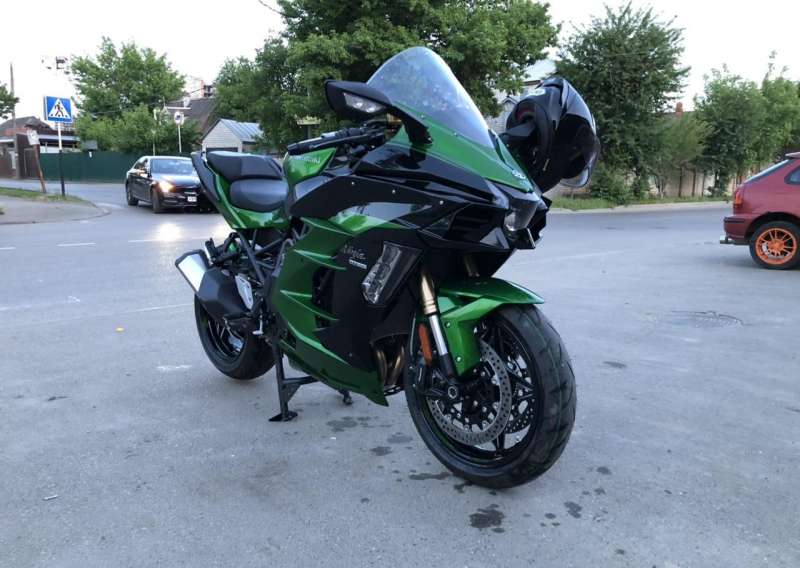 Kawasaki H2 SX-SE