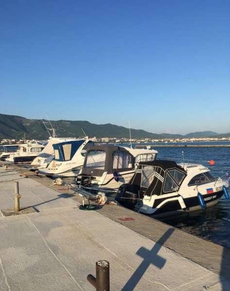 Продается место на причале 80А в Геленджике